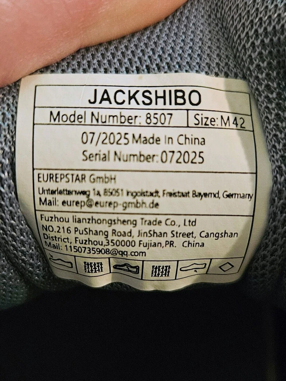 Jackshibo features wide
